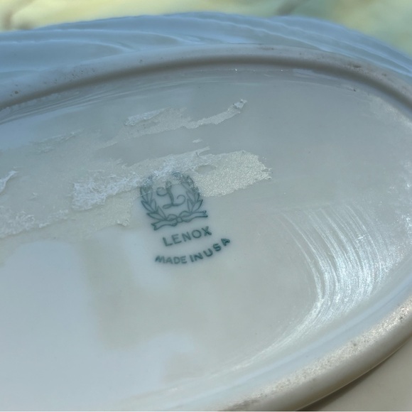 Vintage Lenox Gold and Cream Serveware Bowl - Picture 2 of 5